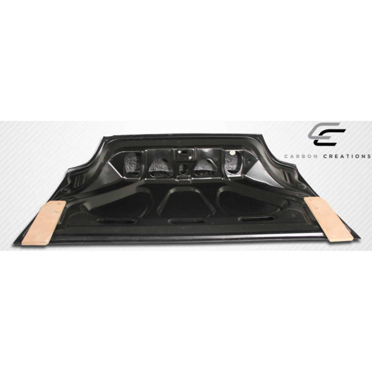 Modify your Honda S2000 2000 with our Exterior/Trunks - Top down view of the trunk part at a flat angle