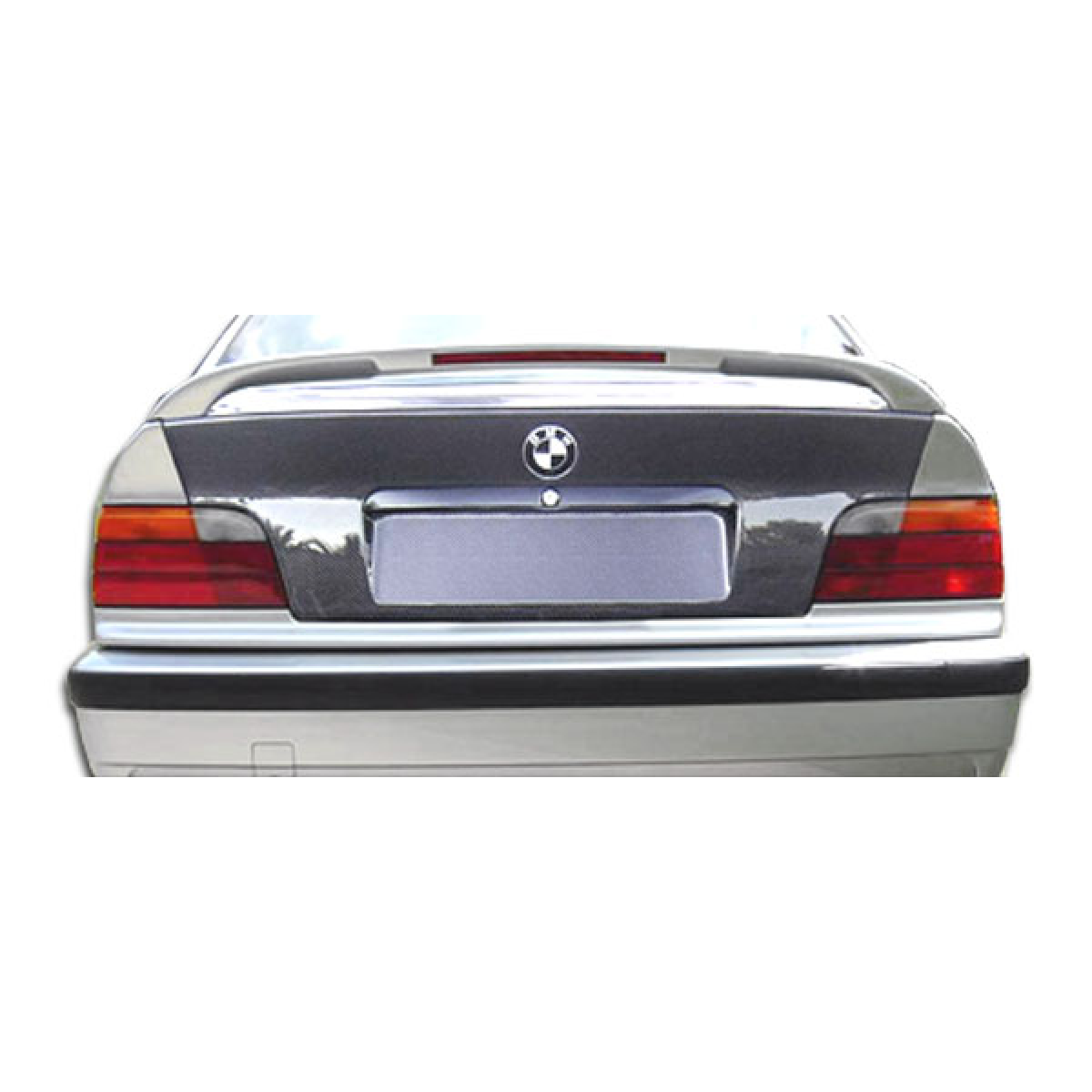 Modify your BMW 3-Series 1992 with our Exterior/Trunks - Rear view of the trunk at a straight angle