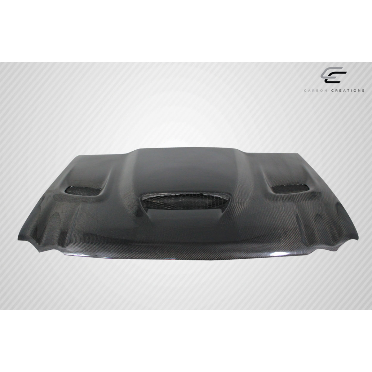 Modify your Jeep Cherokee 2005 with our Exterior/Hoods - Frontal view showing the hood design