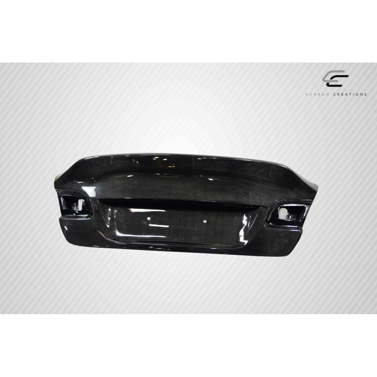 Modify your BMW 3-Series 2007 with our Exterior/Trunks - Front angle view of the trunk part