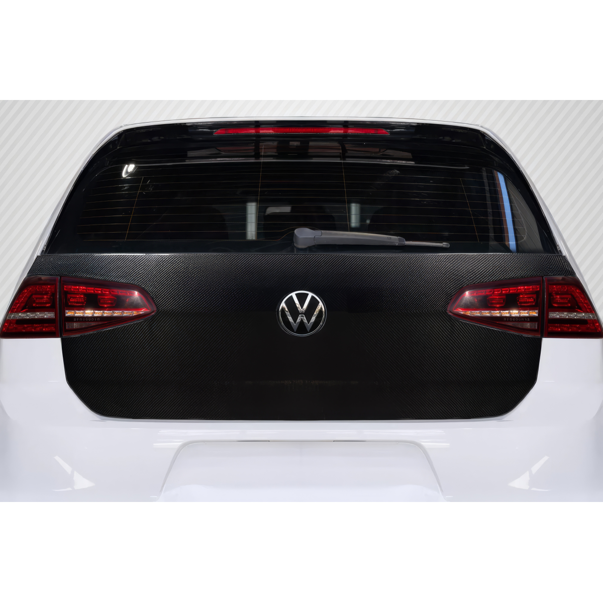 Modify your Volkswagen Golf 2015 with our Exterior/Trunks - Rear view 0 degrees directly from behind