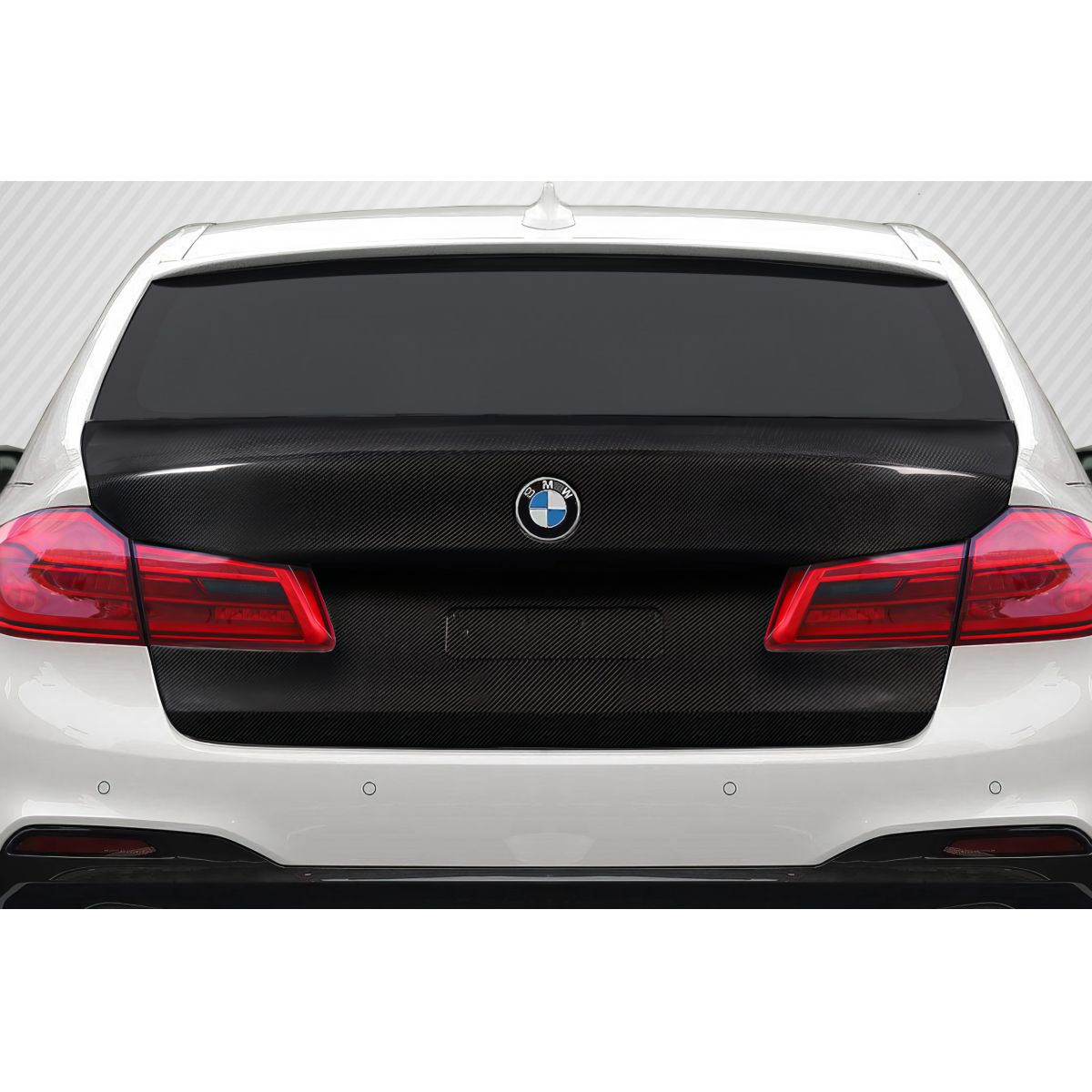 Modify your BMW 5-Series 2017 with our Exterior/Trunks - Rear view at a straight angle of the vehicle