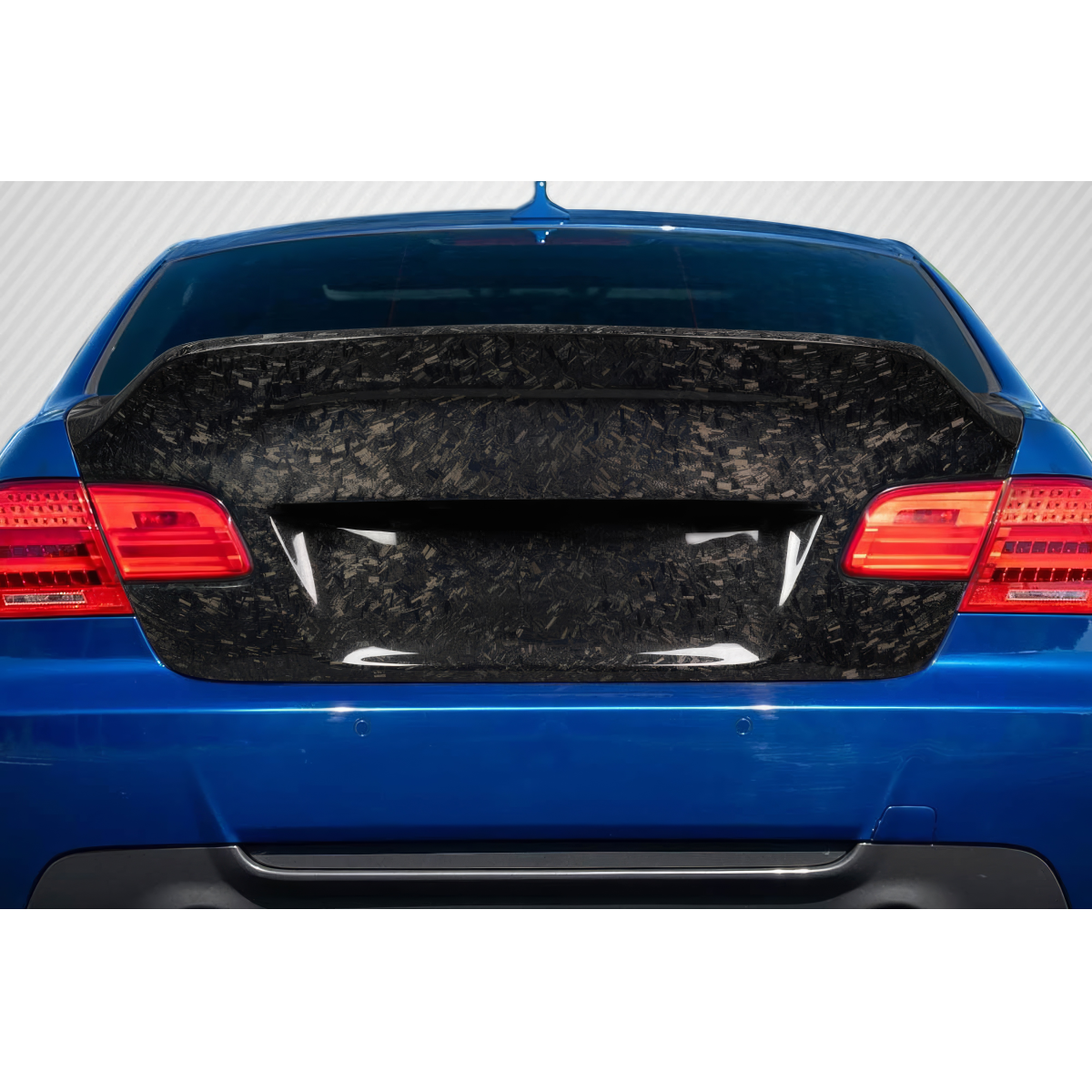 Modify your BMW 3-Series 2007 with our Exterior/Trunks - Rear view from a slight angle