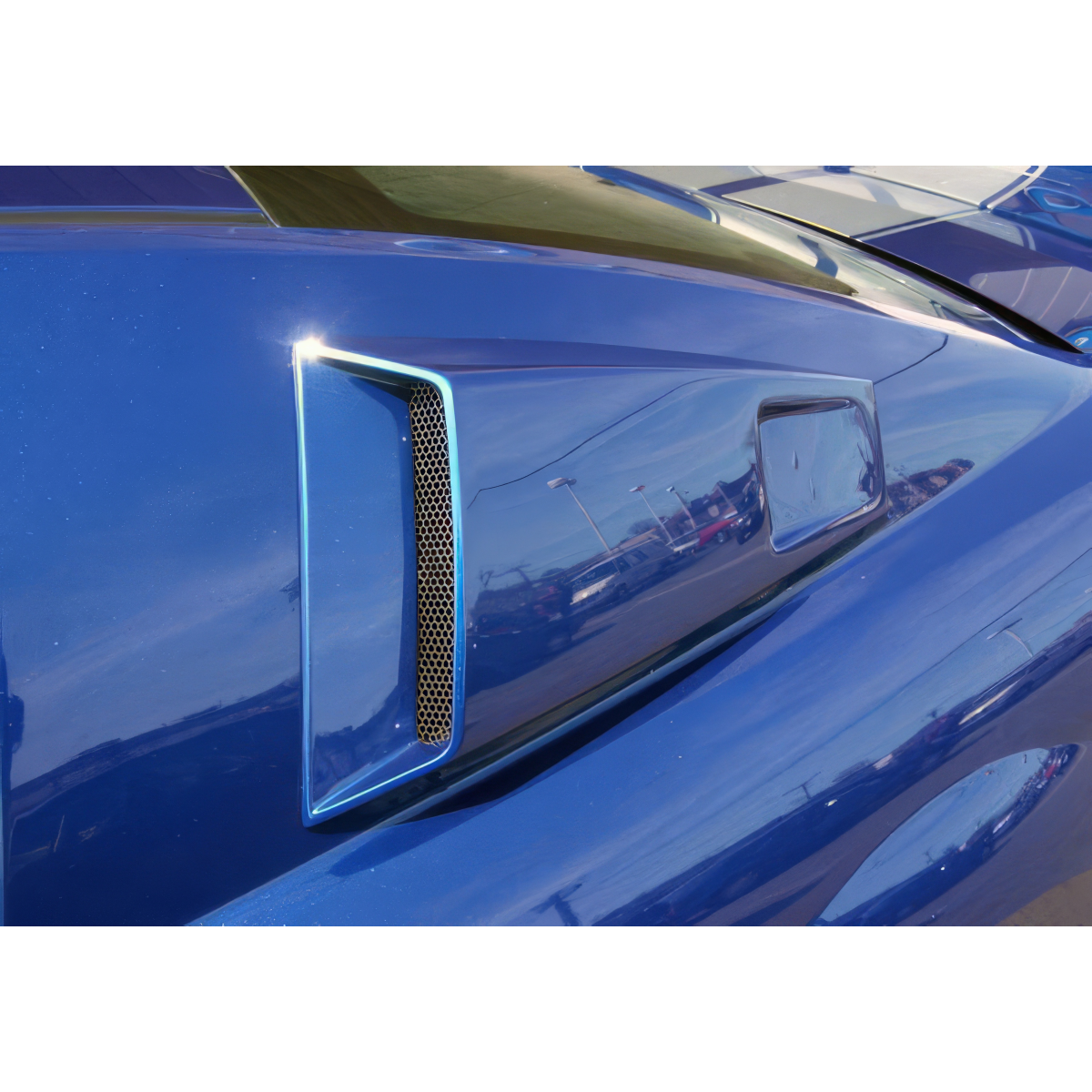 Modify your Ford Mustang 2005 with our Exterior/Scoops - Side angle of the vehicle part visible