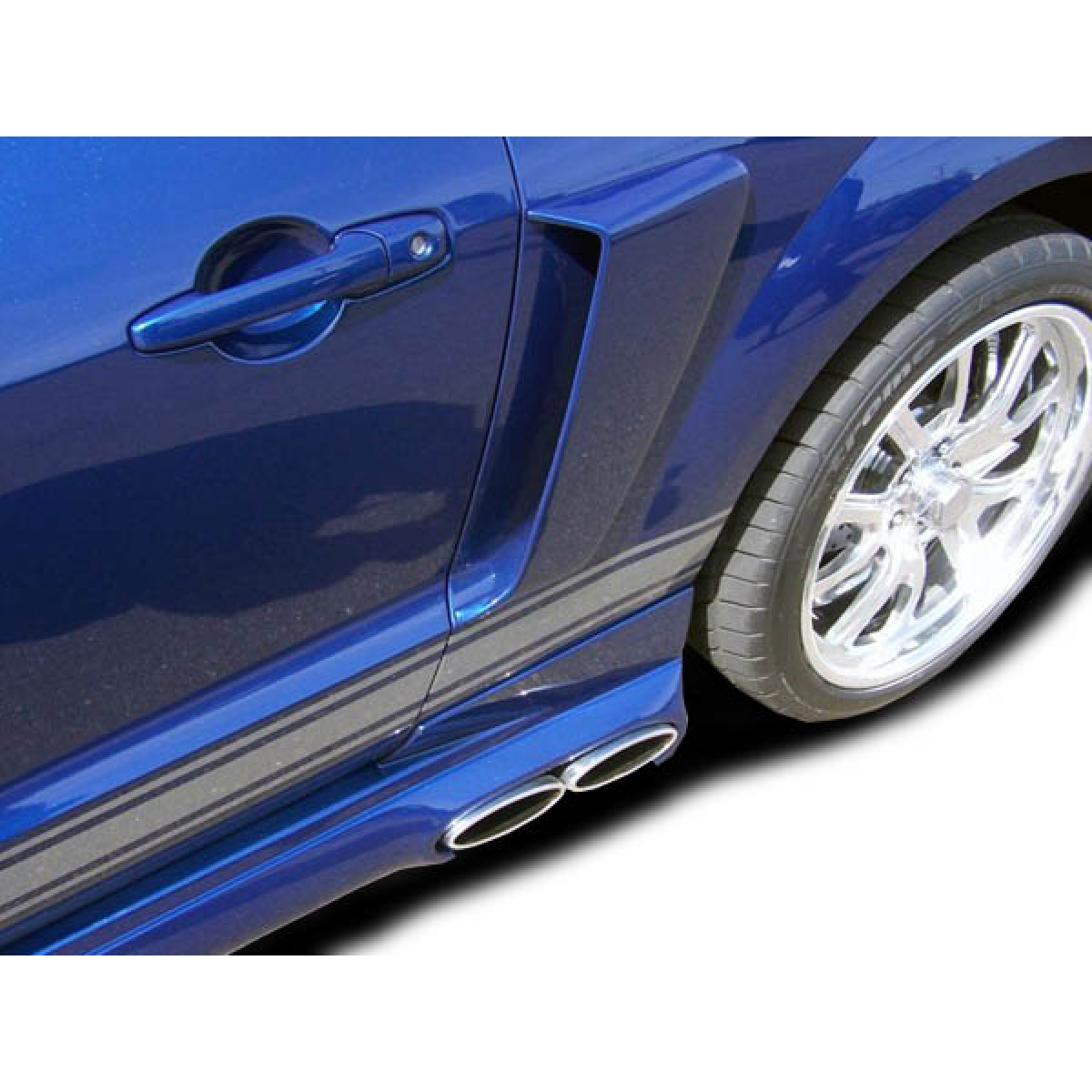 Modify your Ford Mustang 2005 with our Exterior/Scoops - Viewing angle is side and slightly above