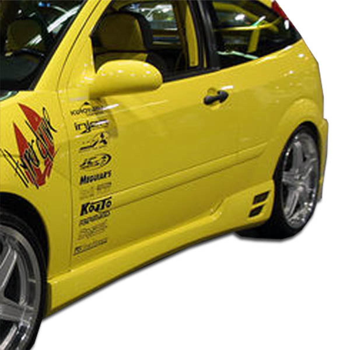 Modify your Ford Focus 2000 with our Exterior/Complete Body Kits - The image shows the side view at a slight angle