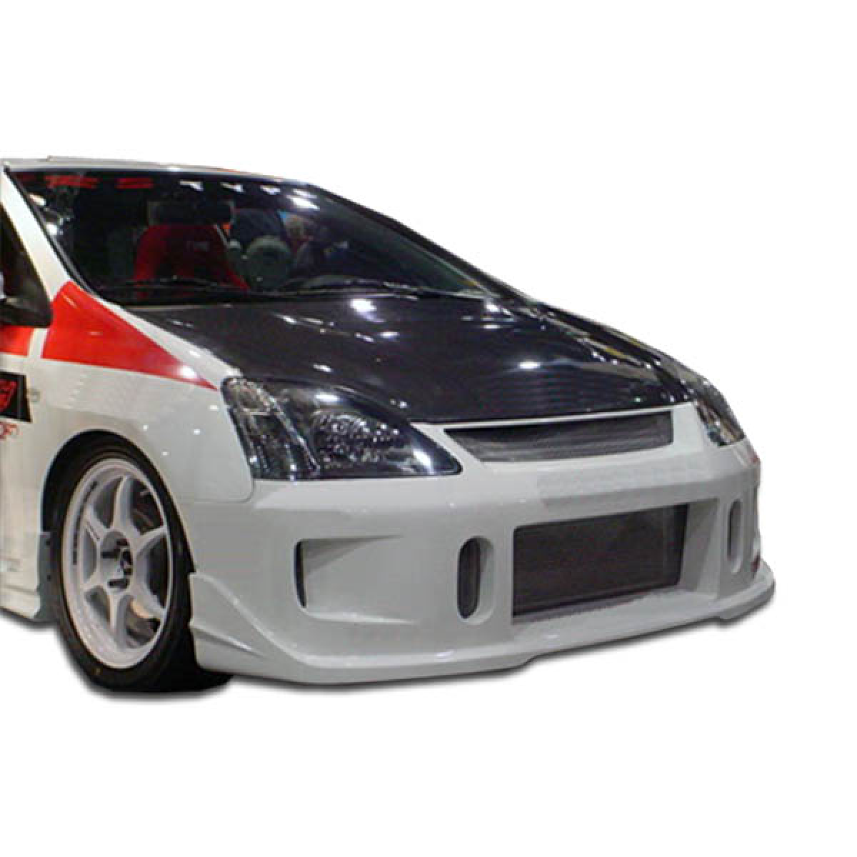 Modify your Honda Civic 2002 with our Exterior/Complete Body Kits - Three quarter front angle view of the car