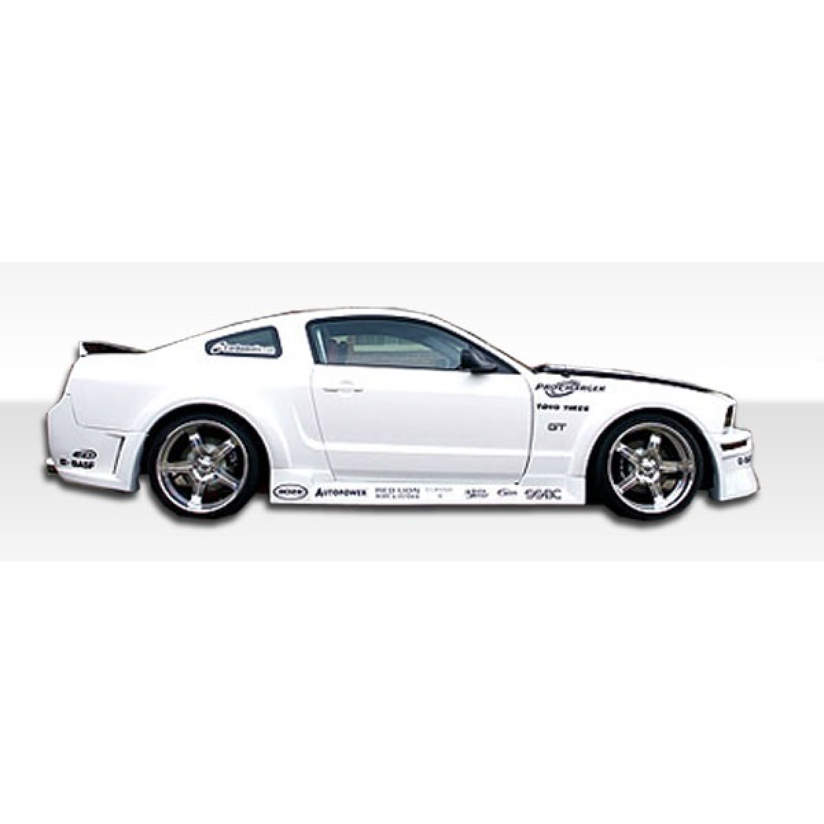 Modify your Ford Mustang 2005 with our Exterior/Side Skirts - Side angle view of vehicle