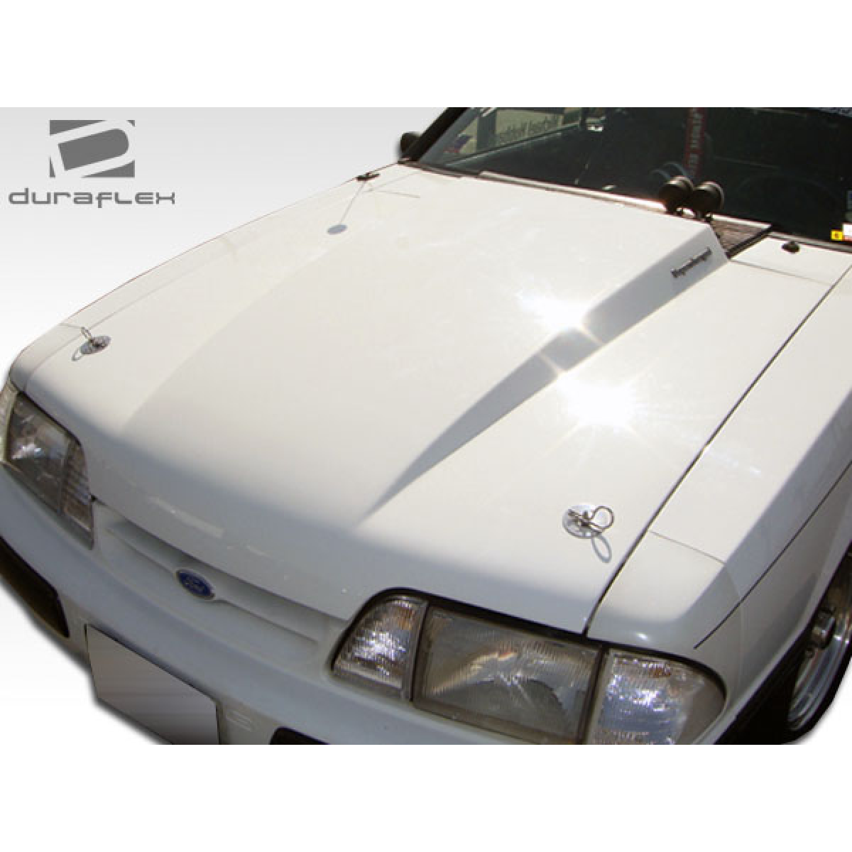 Modify your Ford Mustang 1987 with our Exterior/Hoods - Cowl hood seen from a high front angle