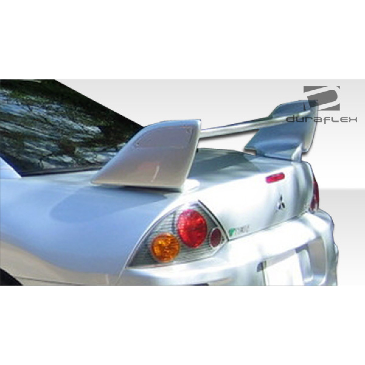 Modify your Mitsubishi Eclipse 2000 with our Exterior/Wings - Rear view angle of trunk lid with spoiler