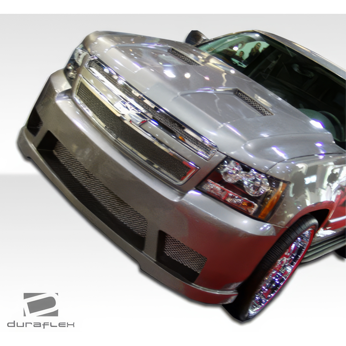 Modify your Chevrolet Avalanche 2007 with our Exterior/Front Bumpers or Lips - Front angle view of Chevrolet Avalanche bumper