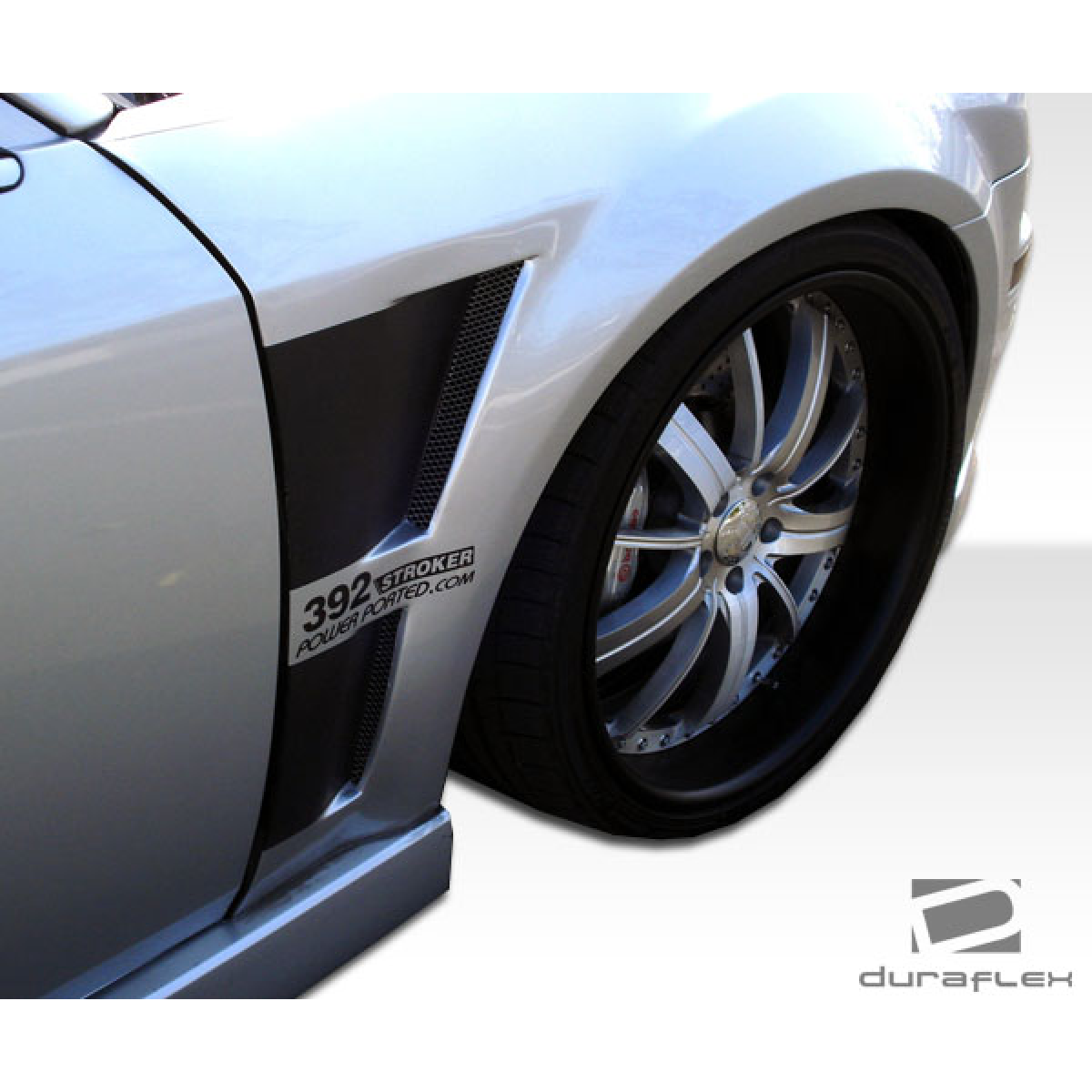 Modify your Chrysler 300 2005 with our Exterior/Fenders - Angled view of the fender and wheel