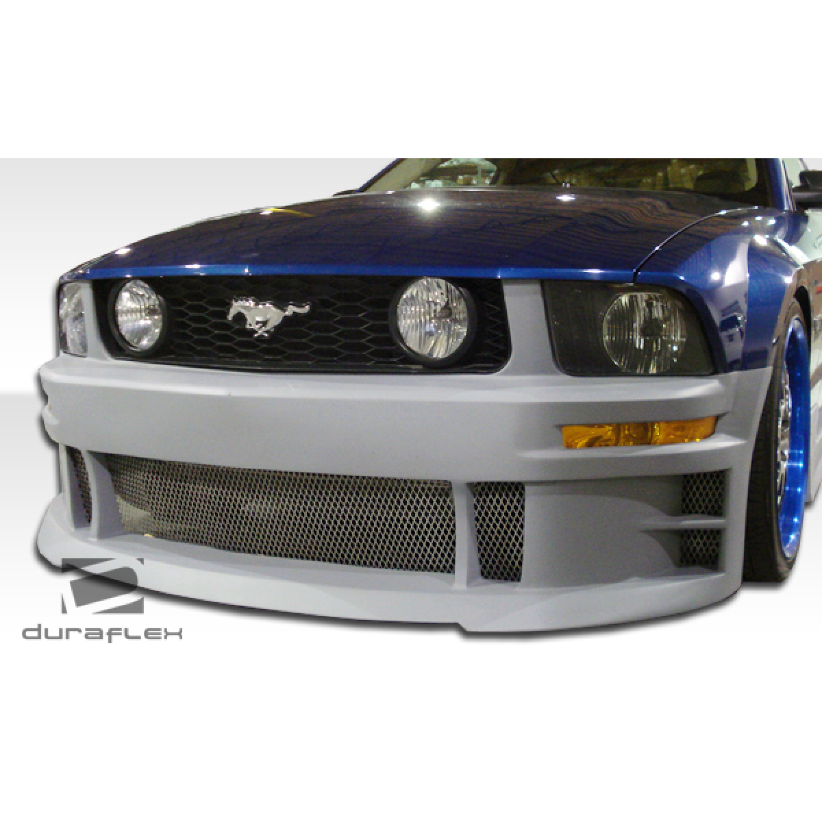 Modify your Ford GT 2005 with our Exterior/Complete Body Kits - Front view of vehicle at a slight angle