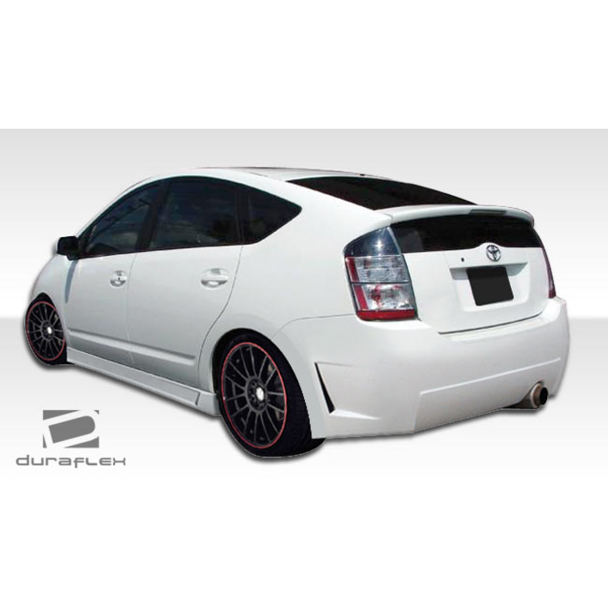 Modify your Toyota Prius 2004 with our Exterior/Side Skirts - Side view angle showcasing side skirts design