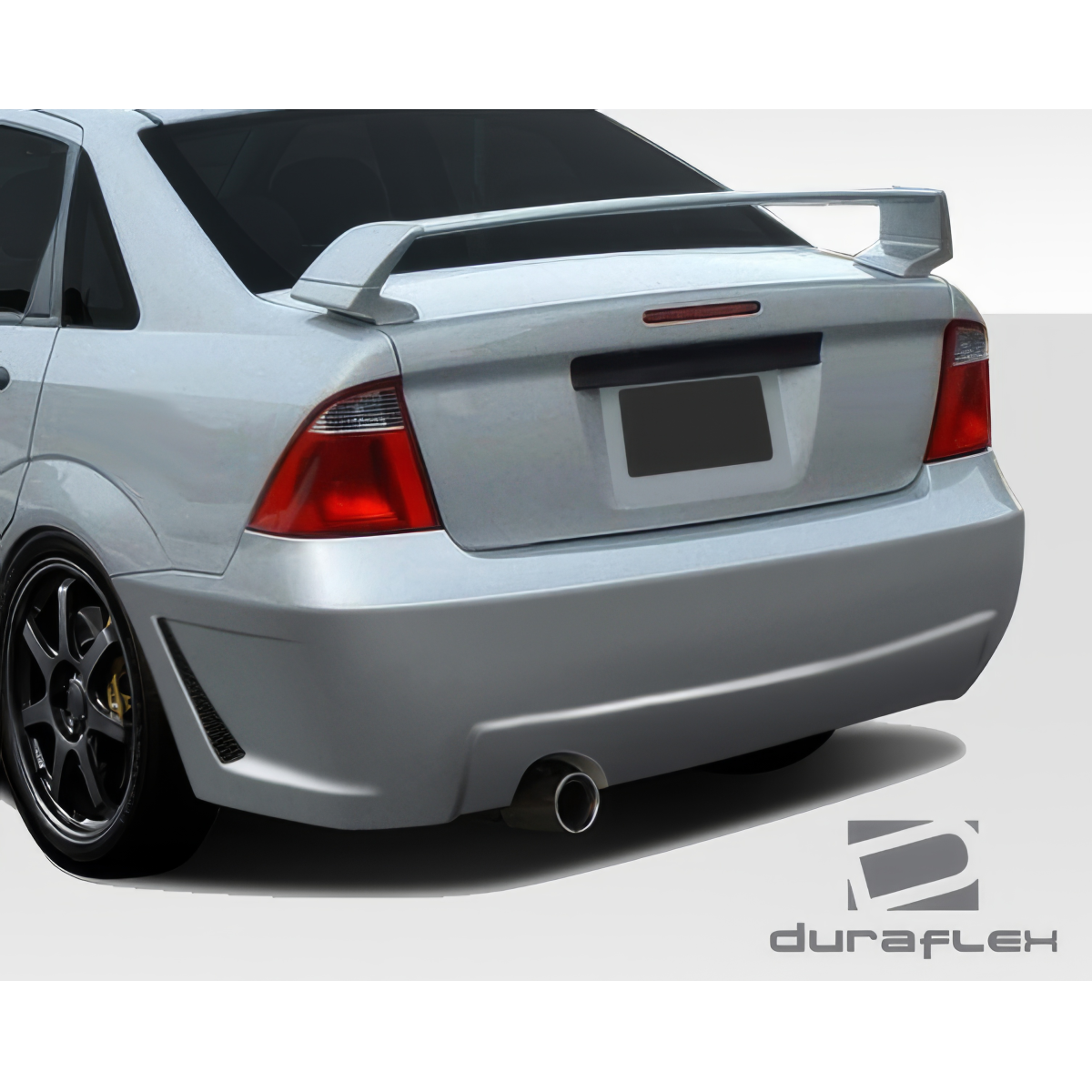 Modify your Ford Focus 2005 with our Exterior/Complete Body Kits - Rear 3 quarter angle view of body kit