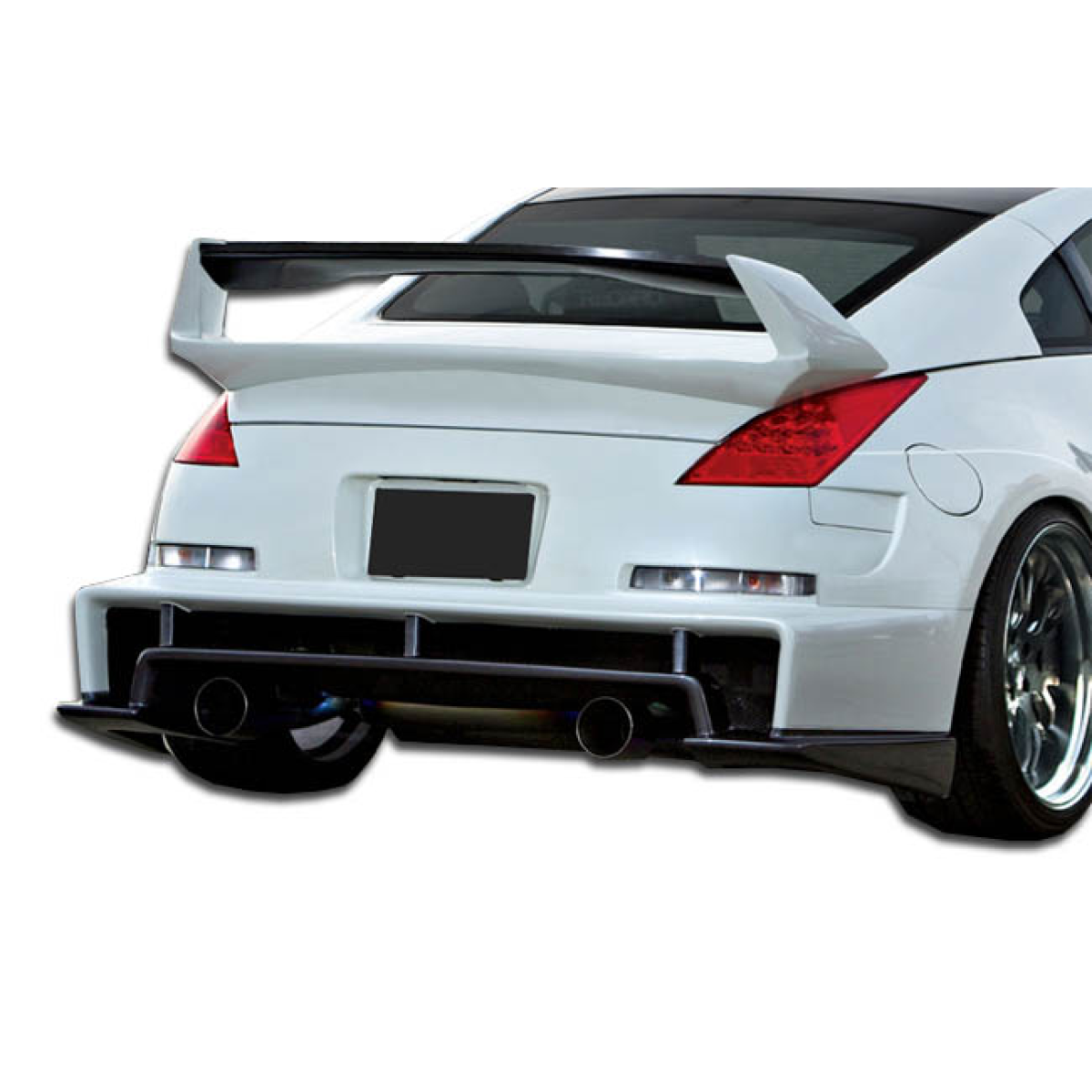 Modify your Nissan 350Z 2003 with our Exterior/Complete Body Kits - Rear angle view of Nissan 350Z with diffuser