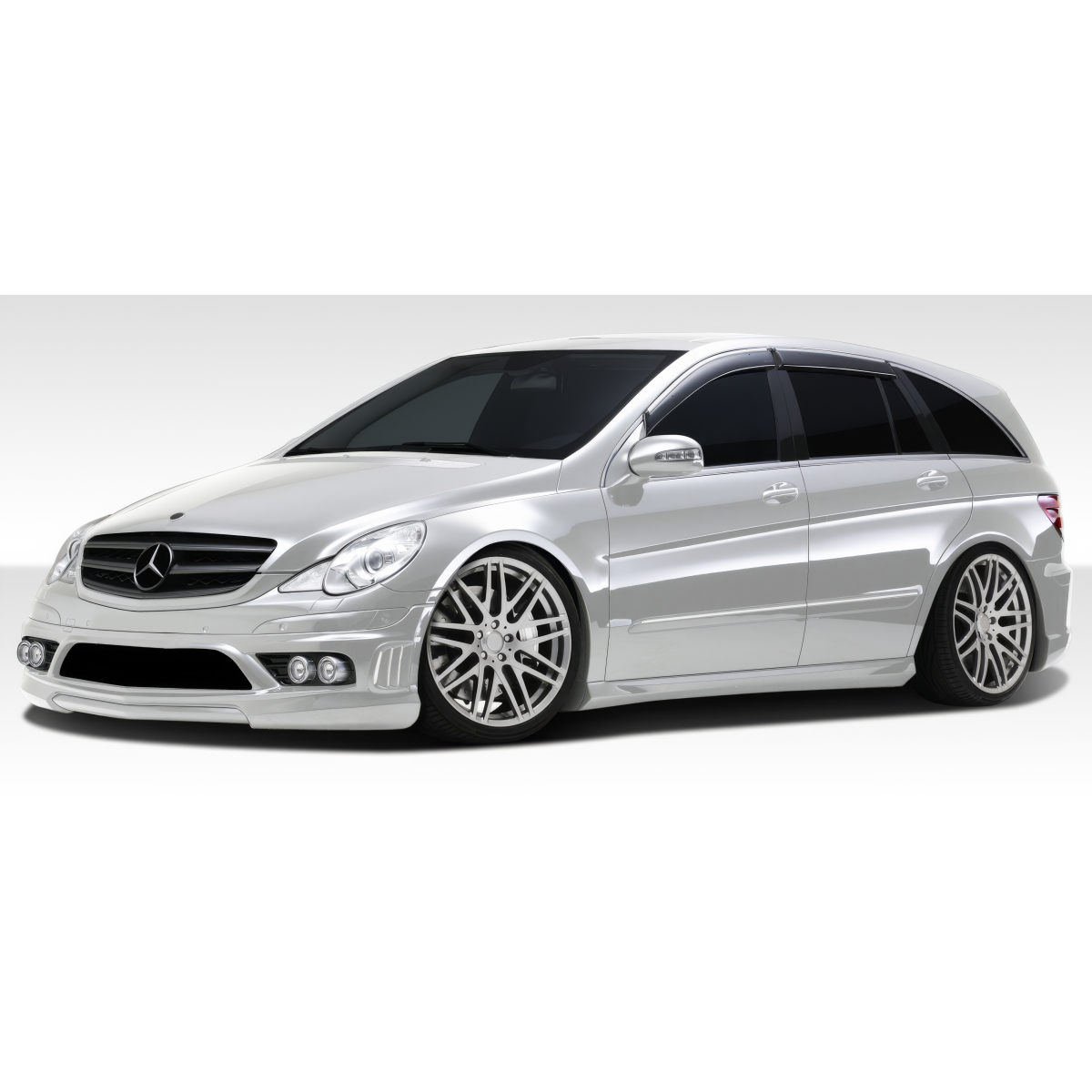Modify your Mercedes-Benz R-Class 2006 with our Exterior/Front Bumpers or Lips - Front angle view of vehicle showing exterior design