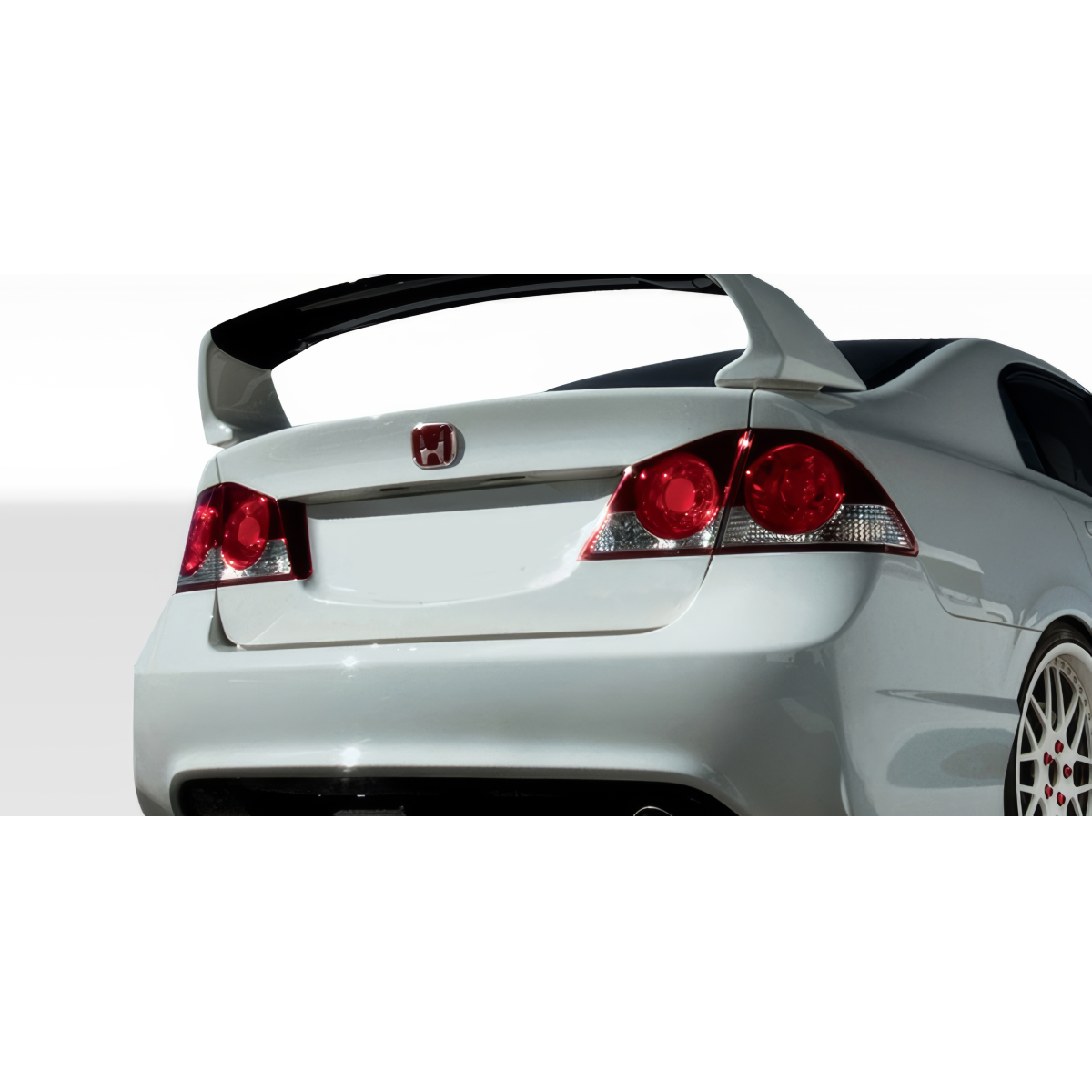 Modify your Honda Civic 2006 with our Exterior/Trunks - View from slightly above rear at an angle