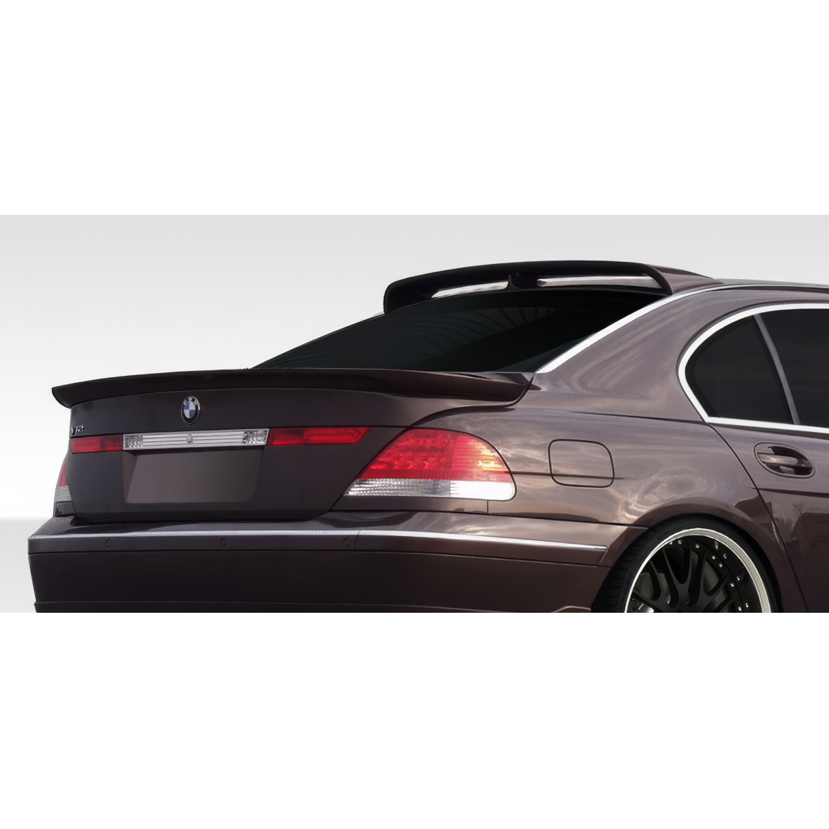 Modify your BMW 7-Series 2002 with our Exterior/Wings - Rear angle view of BMW 7-Series roof wing spoiler