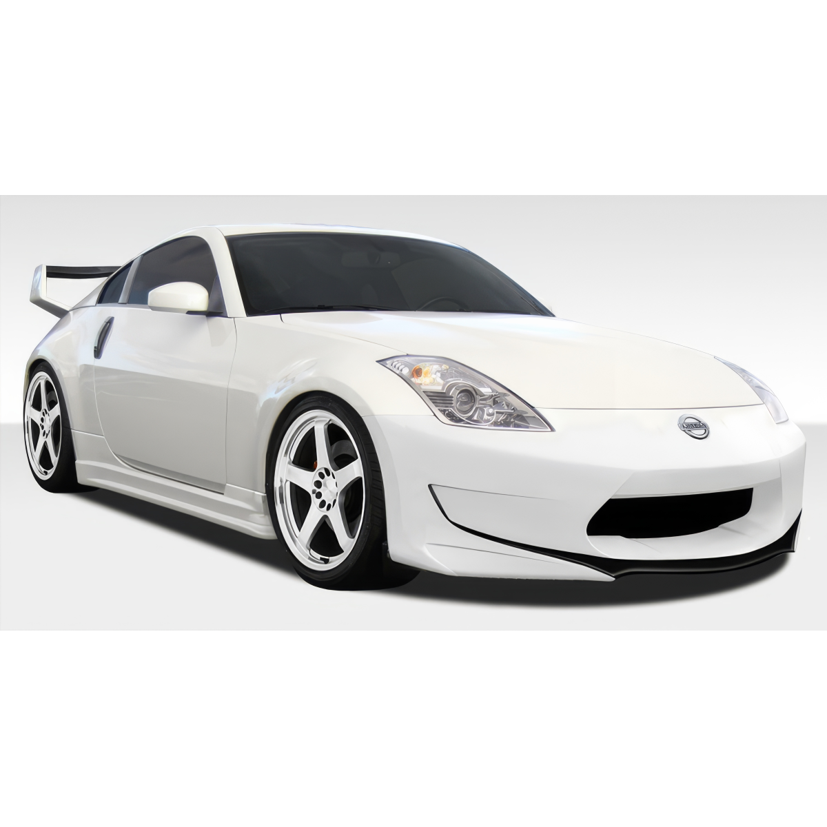 Modify your Nissan 350Z 2003 with our Exterior/Complete Body Kits - Front angled view of Nissan 350Z body kit