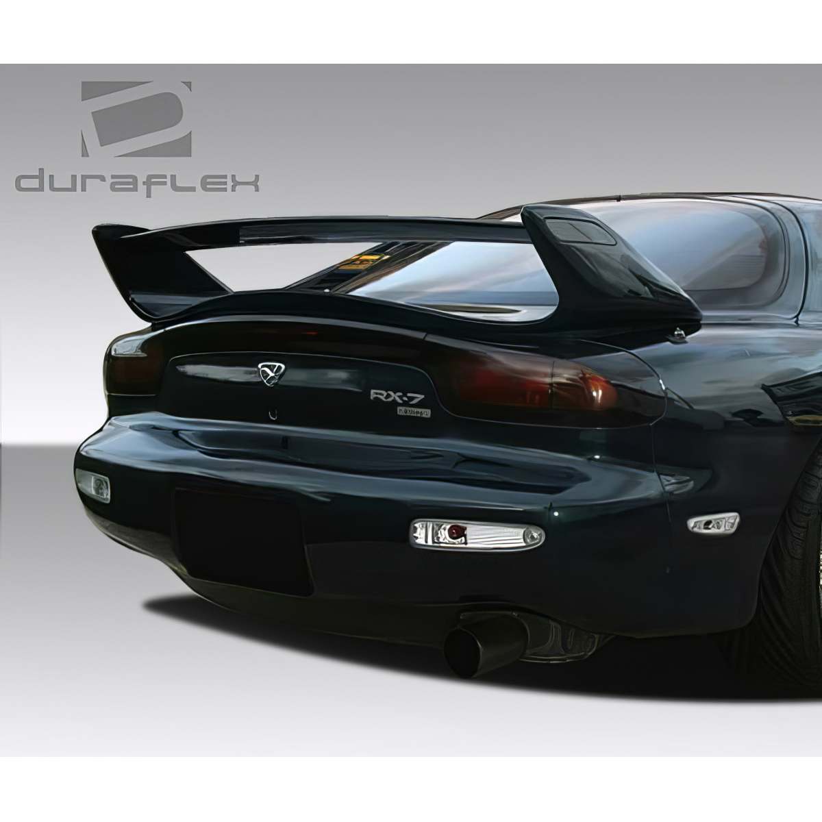 Modify your Mazda RX-7 1993 with our Exterior/Wings - Rear angle showing wing and trunk lid design