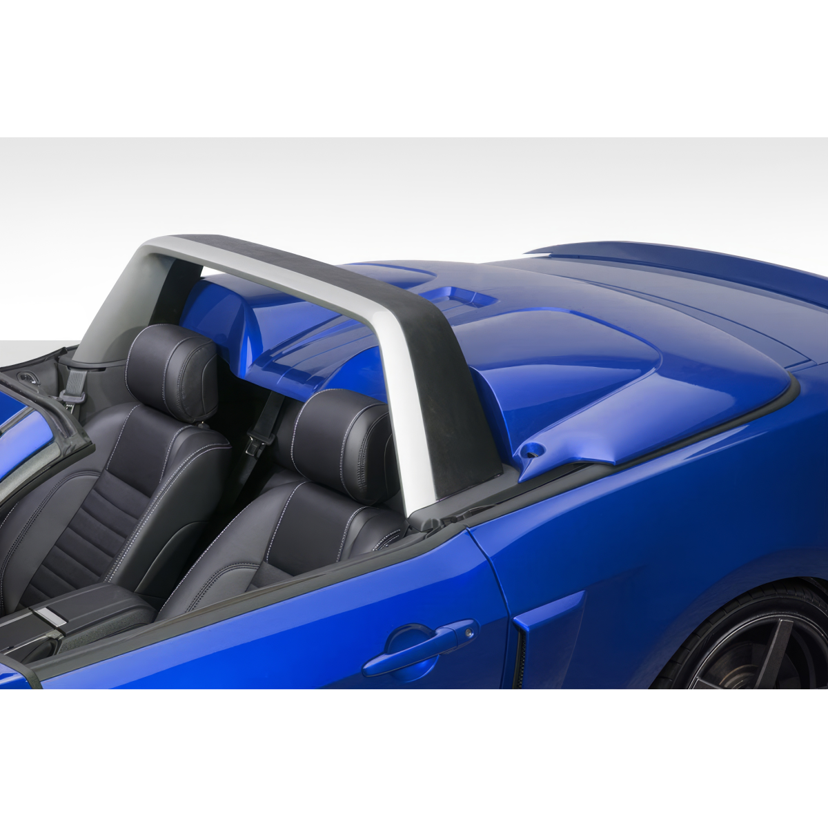 Modify your Ford Mustang 2005 with our Exterior/Tonneau Covers - Top down view of the vehicle part at a slight angle