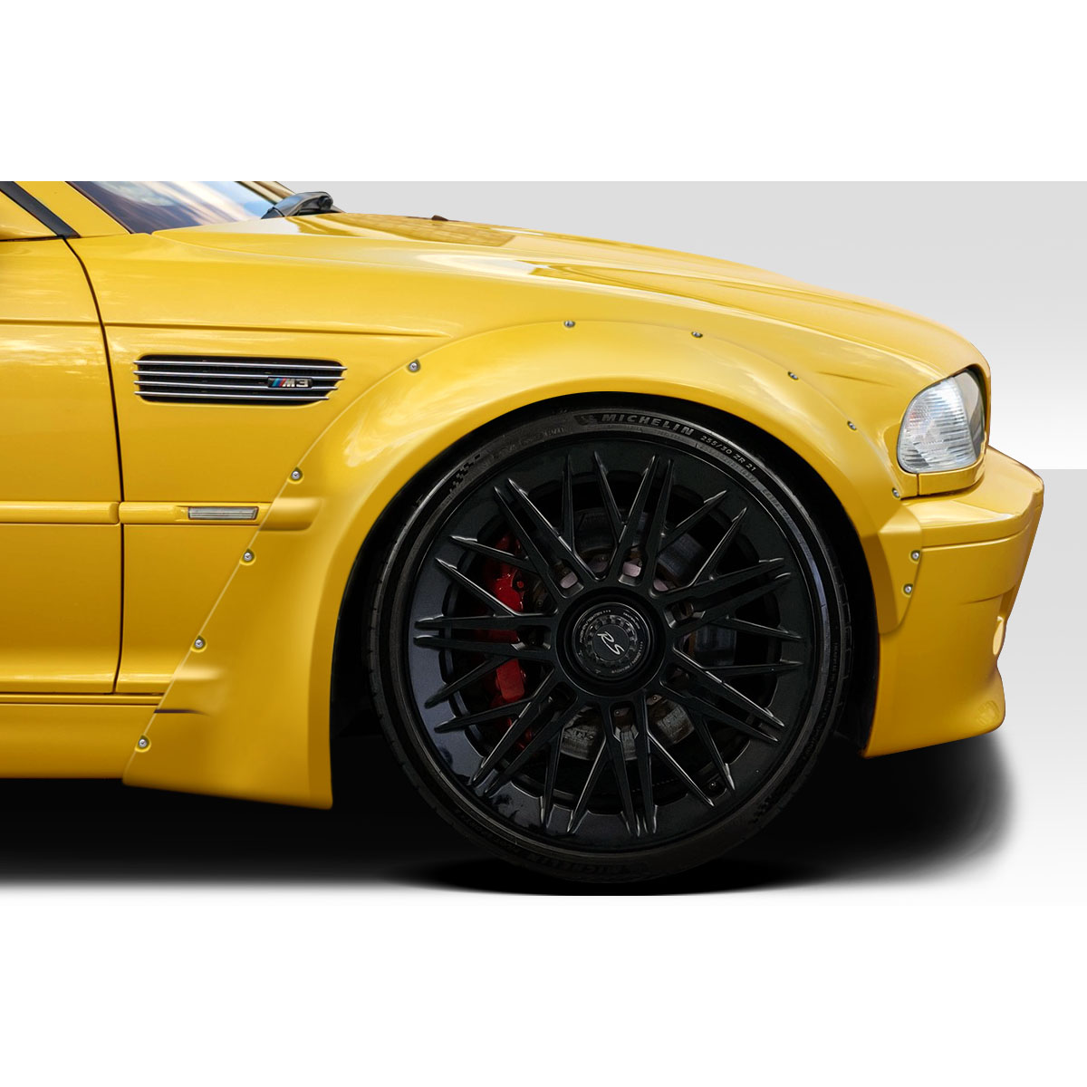 Modify your BMW M3 2001 with our Exterior/Fenders - Side angle view of the fender flares