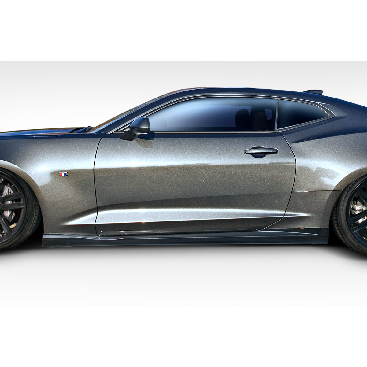 Modify your Chevrolet Camaro 2016 with our Exterior/Complete Body Kits - Side profile view of the vehicle