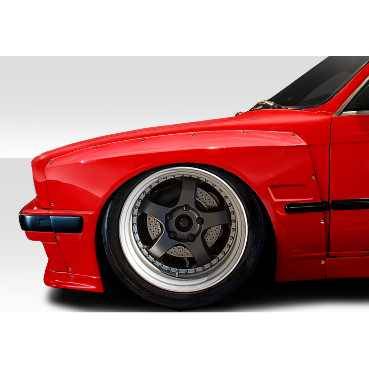 Modify your BMW 3-Series 1984 with our Exterior/Complete Body Kits - The image shows the fender from a low angle