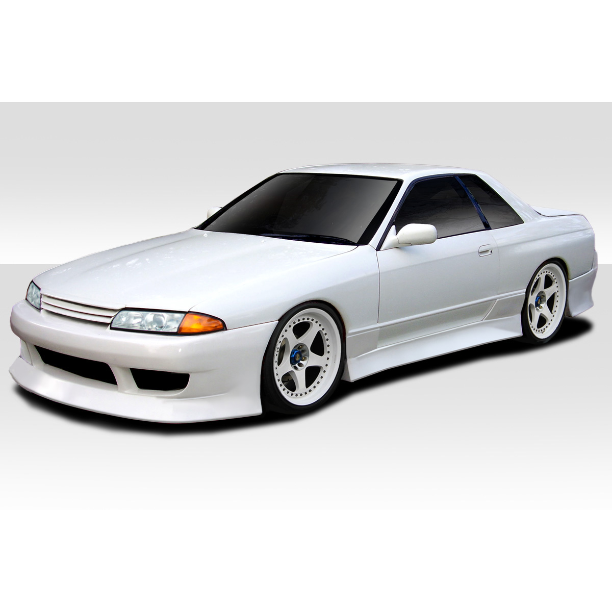 Modify your Nissan Skyline 1989 with our Exterior/Complete Body Kits - Frontal three quarter view of the vehicle