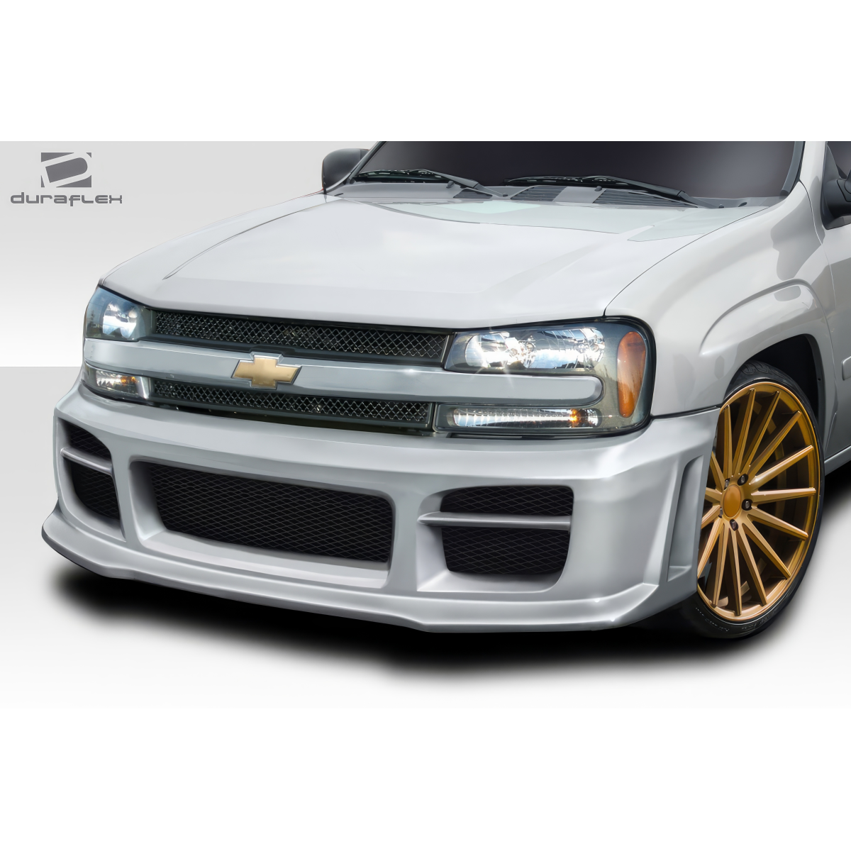 Modify your Chevrolet Trailblazer 2002 with our Exterior/Front Bumpers or Lips - Front angle view of the Chevrolet Trailblazer