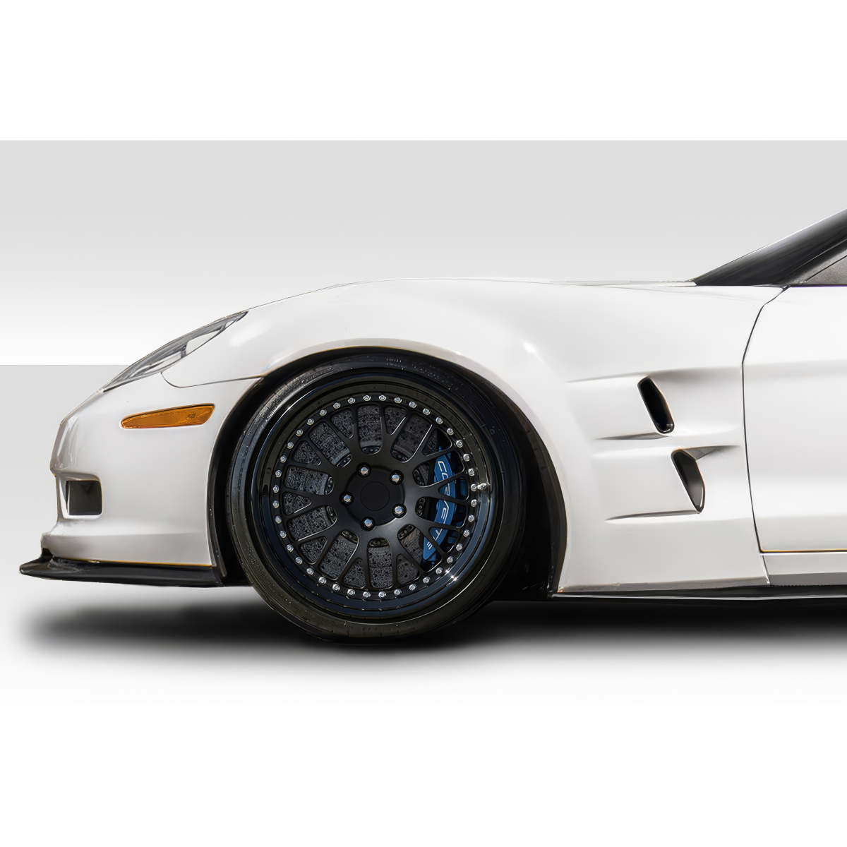 Modify your Chevrolet Corvette 2005 with our Exterior/Fenders - Side angle showing front fender and wheel