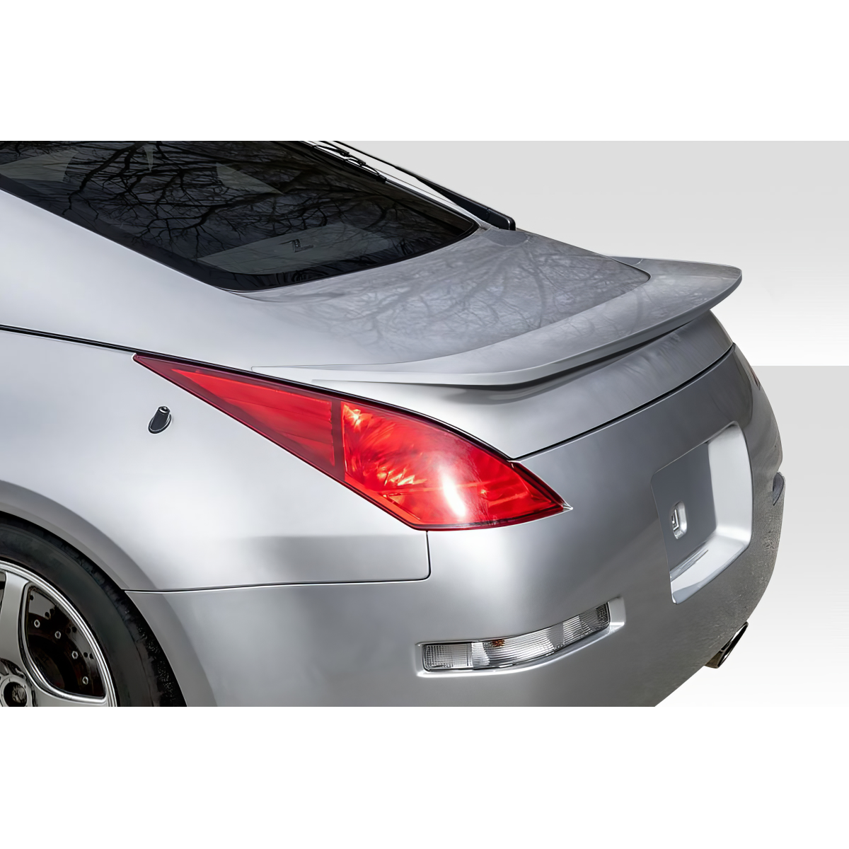 Modify your Nissan 350Z 2003 with our Exterior/Wings - Rear angled view of the Nissan 350Z rear wing