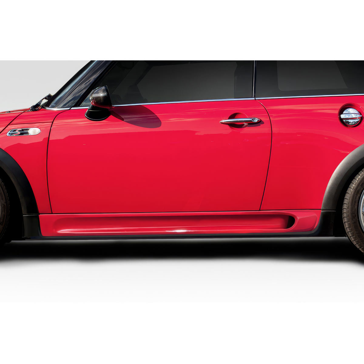 Modify your Mini Cooper 2002 with our Exterior/Side Skirts - Side view angle of the vehicle part