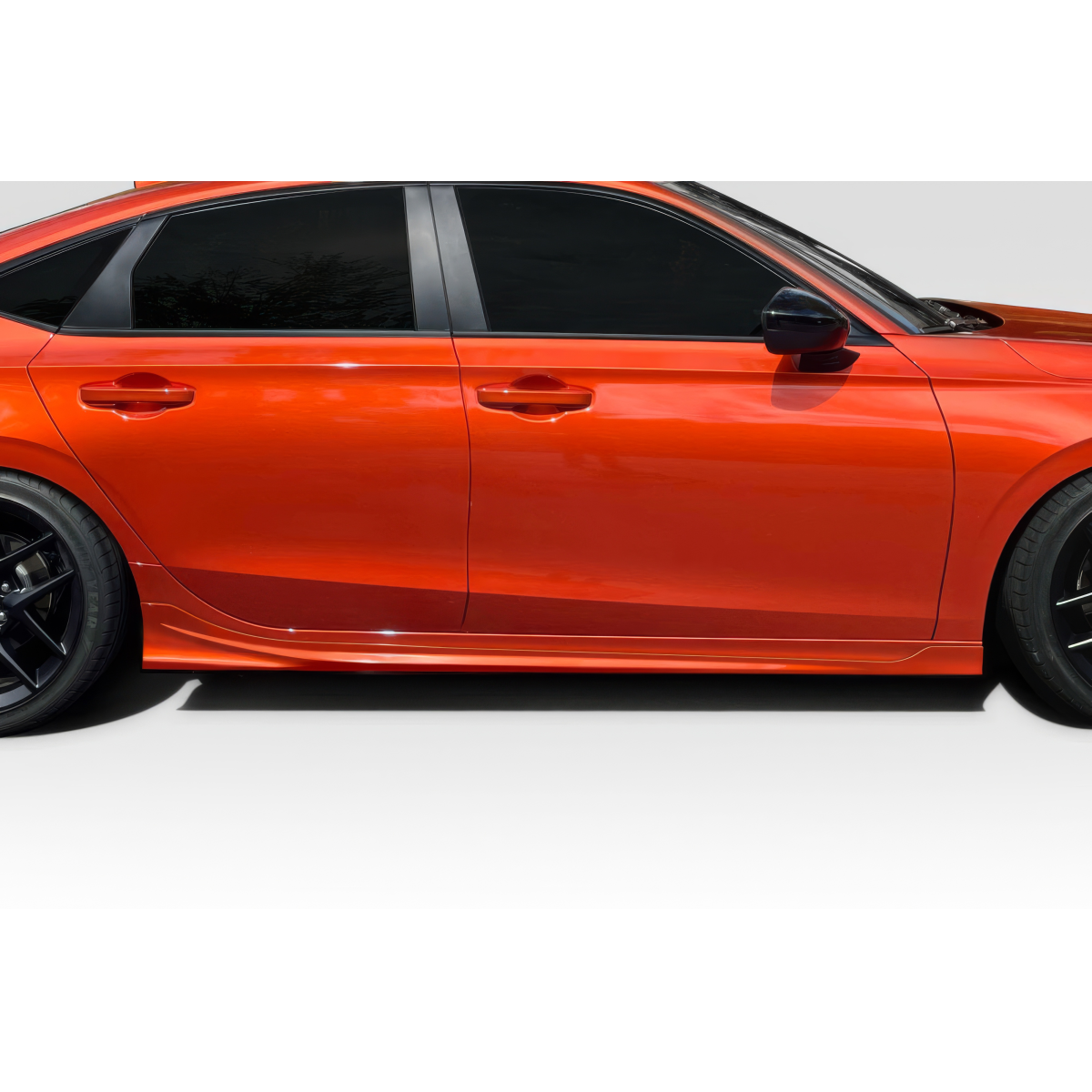 Modify your Honda Civic 2022 with our Exterior/Other Exterior - Side angle view of Honda Civic side skirt