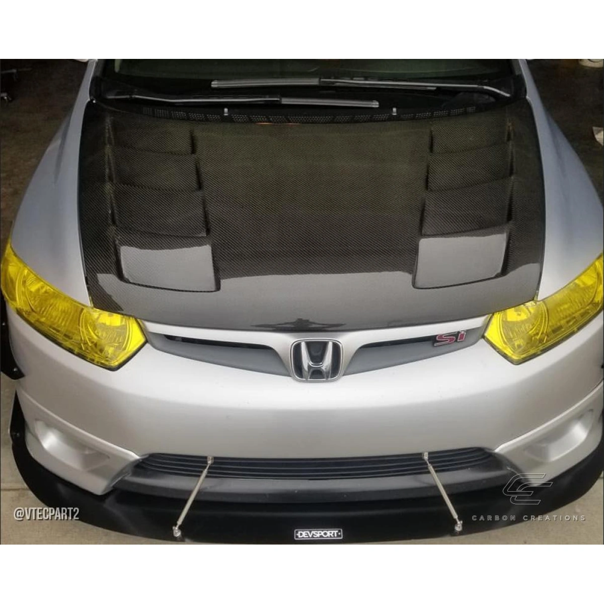 Modify your Honda Civic 2006 with our Exterior/Hoods - 20