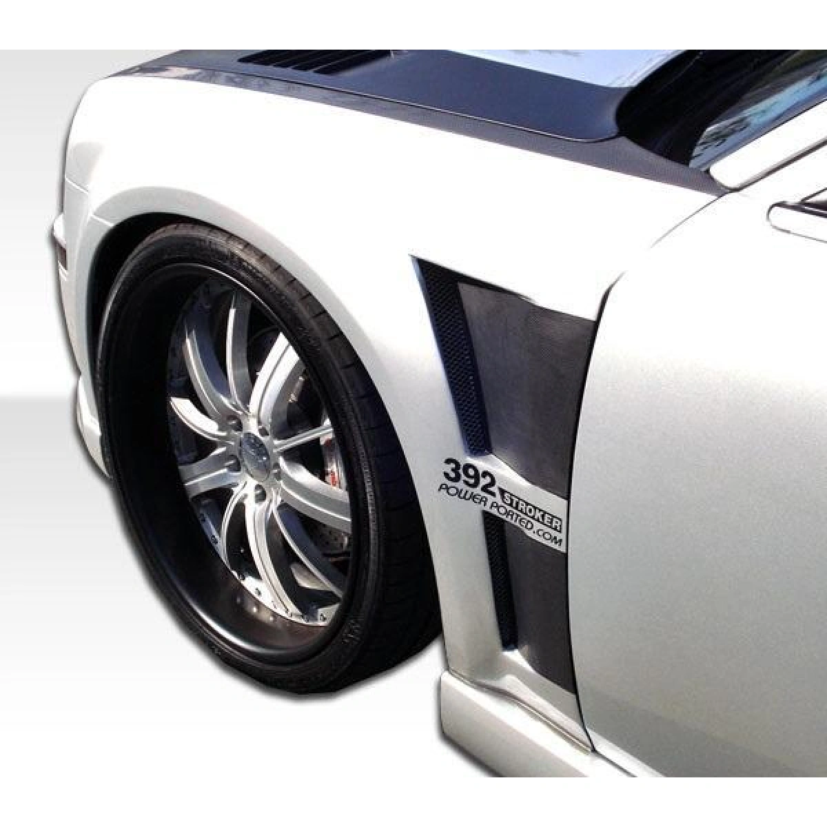 Modify your Chrysler 300 2005 with our Exterior/Fenders - 1