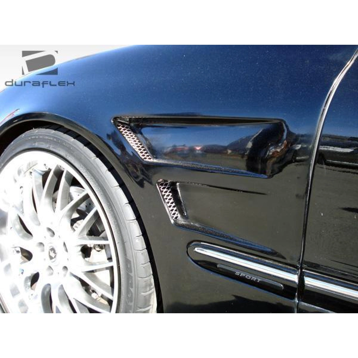 Modify your Mercedes-Benz C-Class 2001 with our Exterior/Fenders - 11