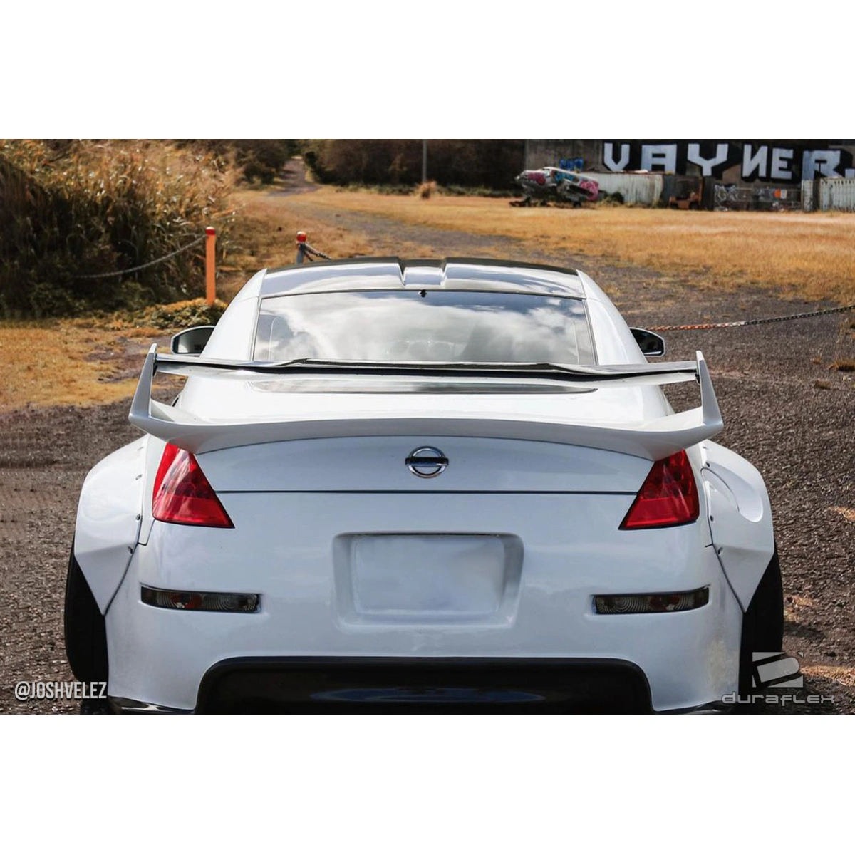 Modify your Nissan 350Z 2003 with our Exterior/Complete Body Kits - 4