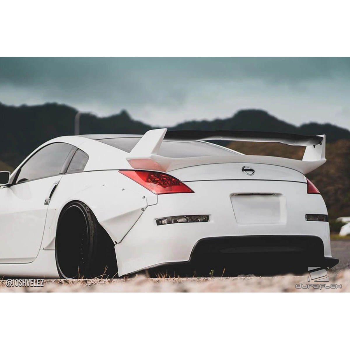 Modify your Nissan 350Z 2003 with our Exterior/Complete Body Kits - 5