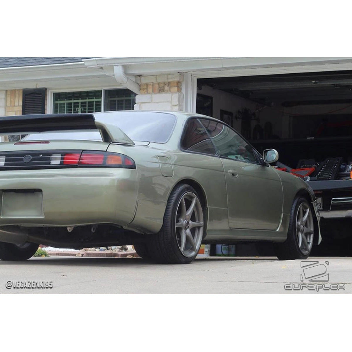 Modify your Nissan 240SX 1995 with our Exterior/Complete Body Kits - 5