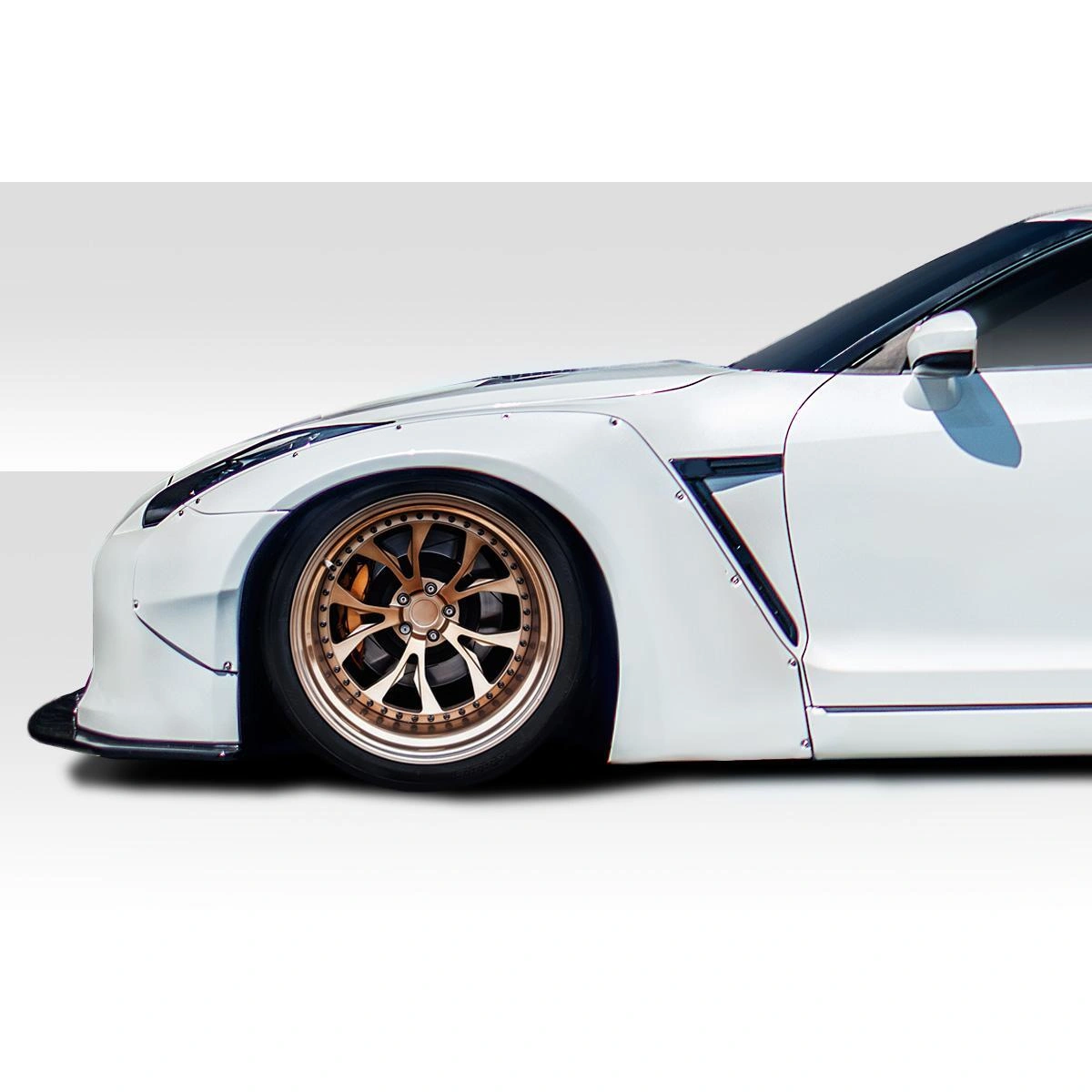 Modify your Nissan GT-R 2009 with our Exterior/Complete Body Kits - 5