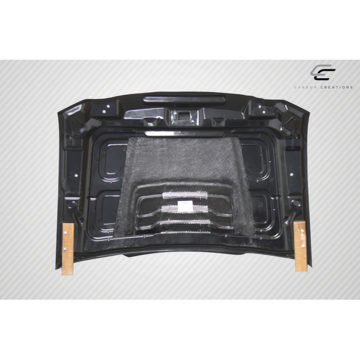 Modify your Ford F-250 Super Duty 2008 with our Exterior/Hoods - 6