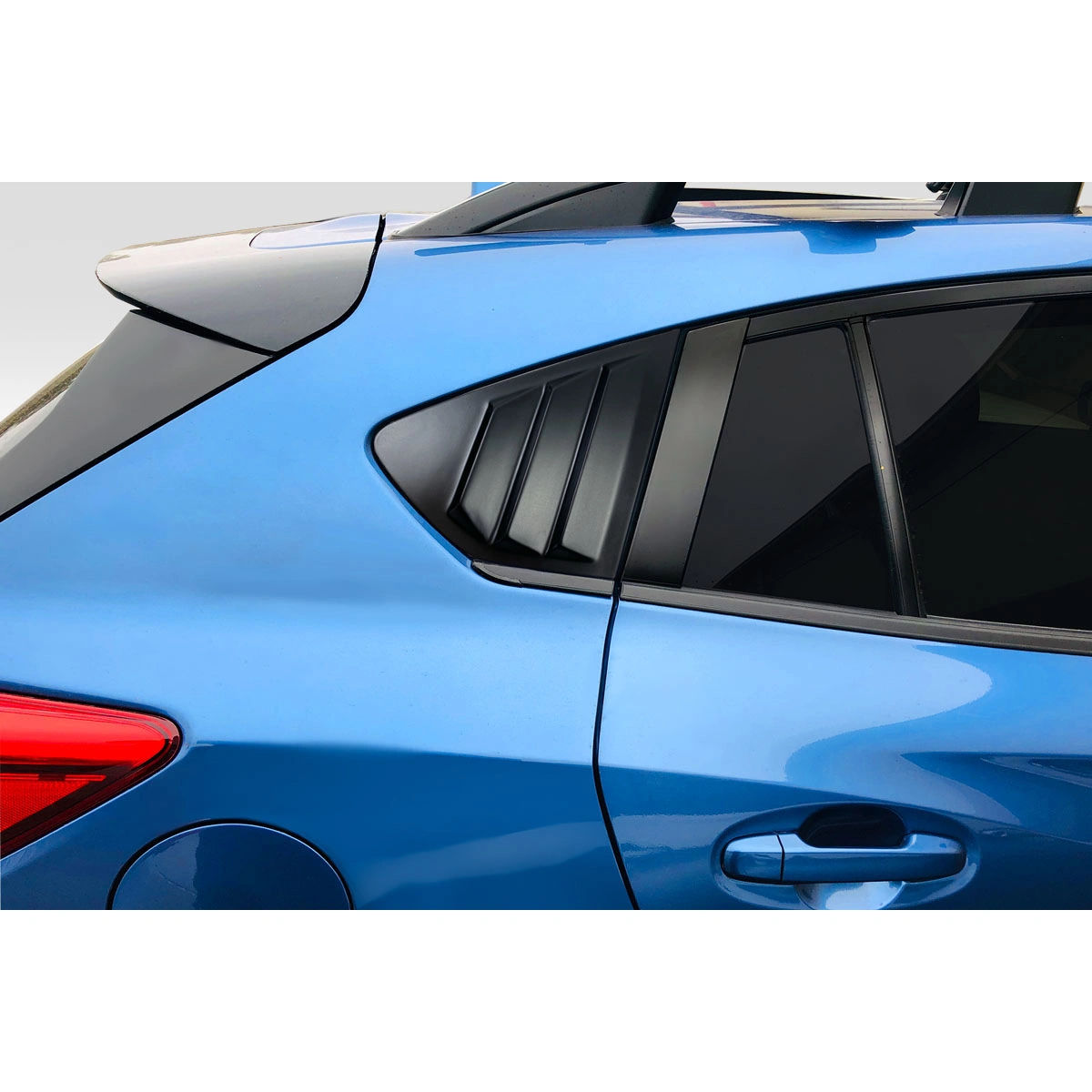 Modify your Subaru Crosstrek 2018 with our Exterior/Scoops - 1