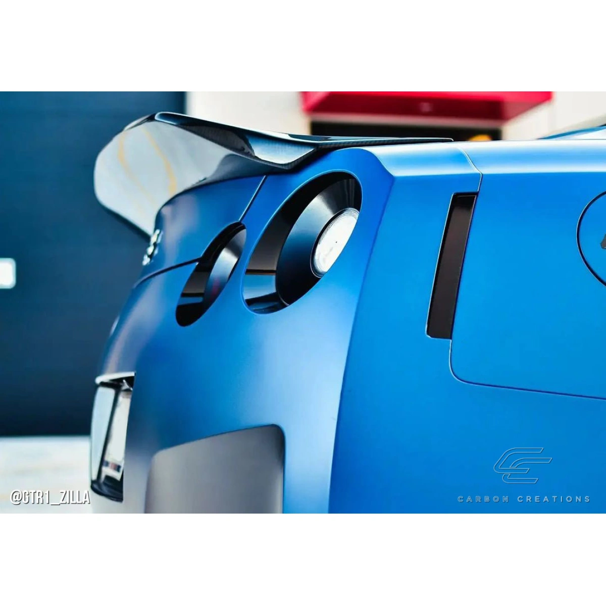 Modify your Nissan GT-R 2009 with our Exterior/Wings - 3