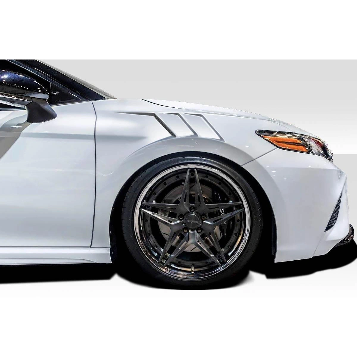 Modify your Toyota Camry 2018 with our Exterior/Fenders - 3