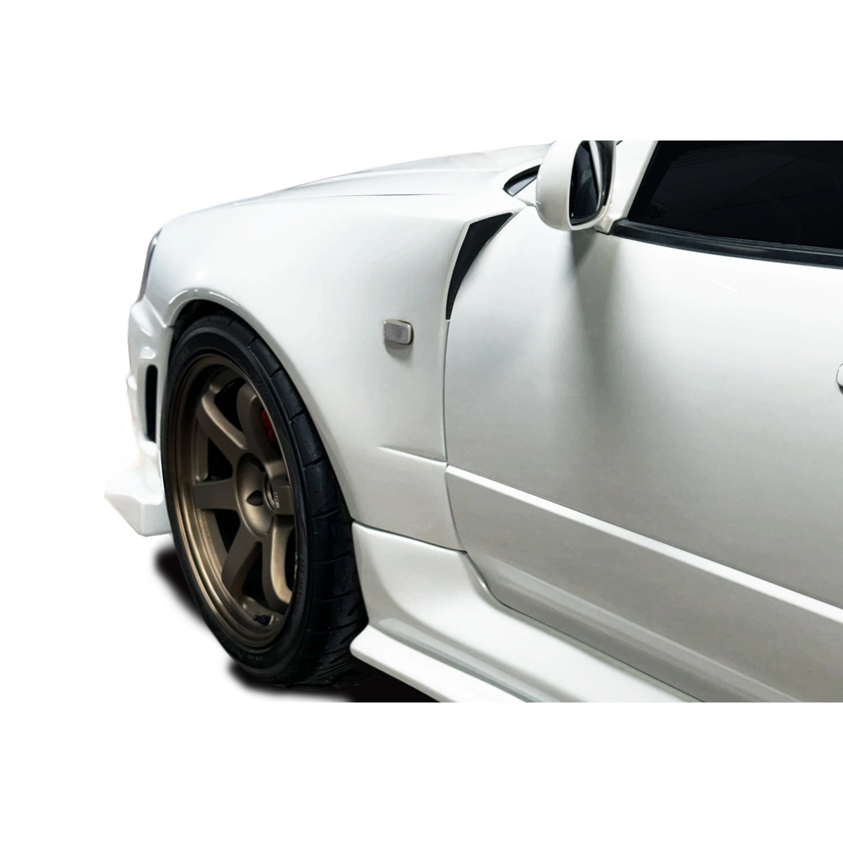 Modify your Nissan GT-R 1999 with our Exterior/Fenders - 3