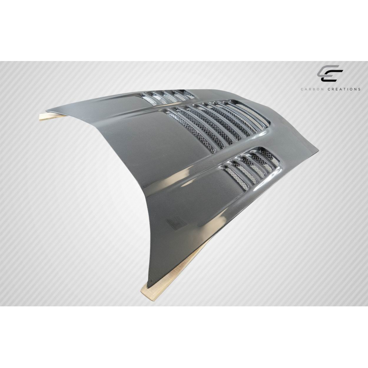 Modify your Chevrolet Corvette 2005 with our Exterior/Hoods - 