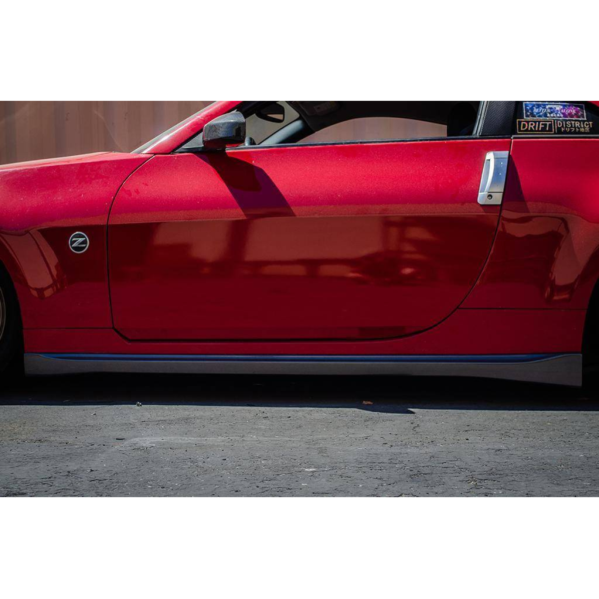 Modify your Nissan 350Z 2003 with our Exterior/Side Skirts -