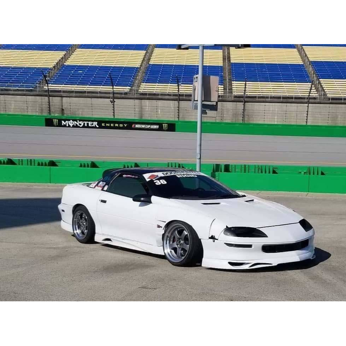 Modify your Chevrolet Camaro 1993 with our Exterior/Complete Body Kits -